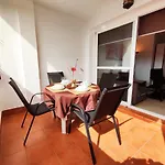 Apartman 2bdr Sunny With Pool And Private Parking In *
