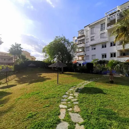 2bdr Sunny With Pool And Private Parking In *